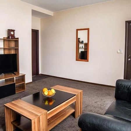 Park-Hotel Ямбол Экстерьер фото