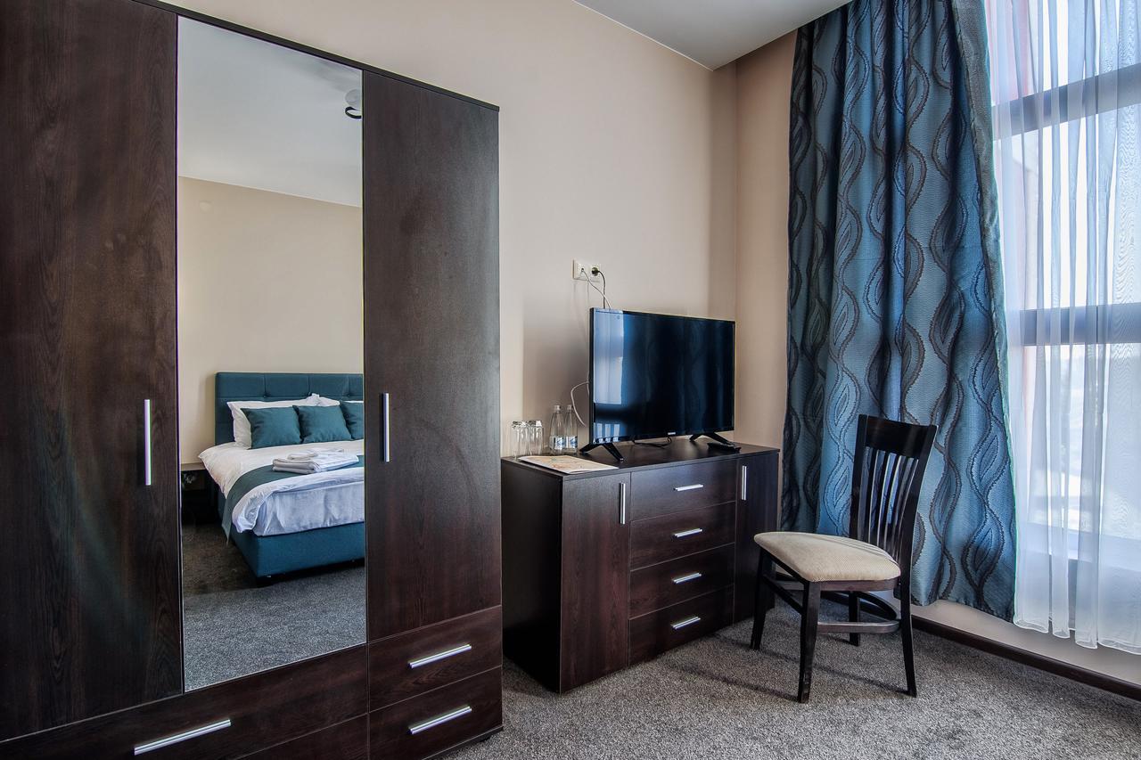 Park-Hotel Ямбол Экстерьер фото